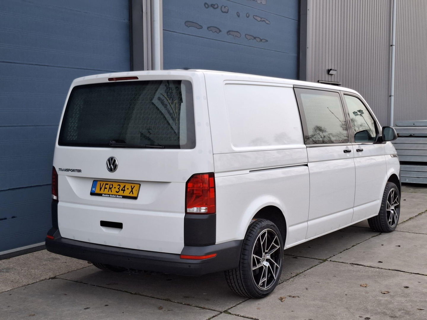 Volkswagen Transporter 2.0 TDI L2H1 30 Comfortline AIRCO / CRUISE CONTROLE / EURO 6