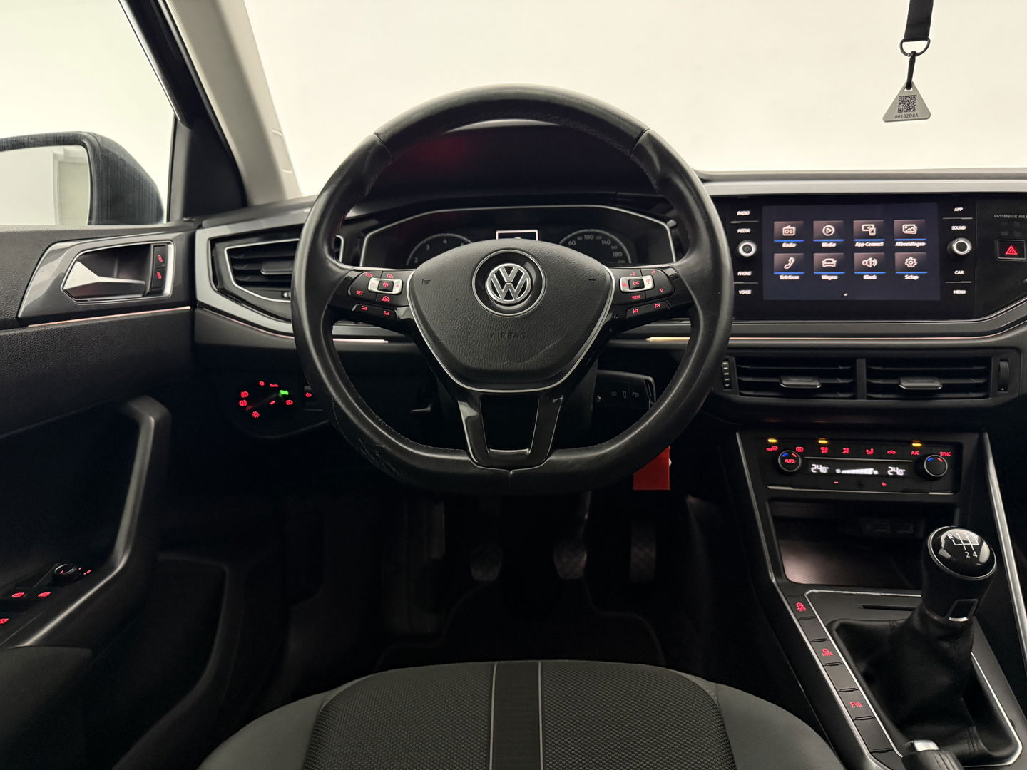 Volkswagen Polo 1.0 TSI Highline | Carplay | Adap. Cruise | Clima | LED | Parkeersens. | NAP