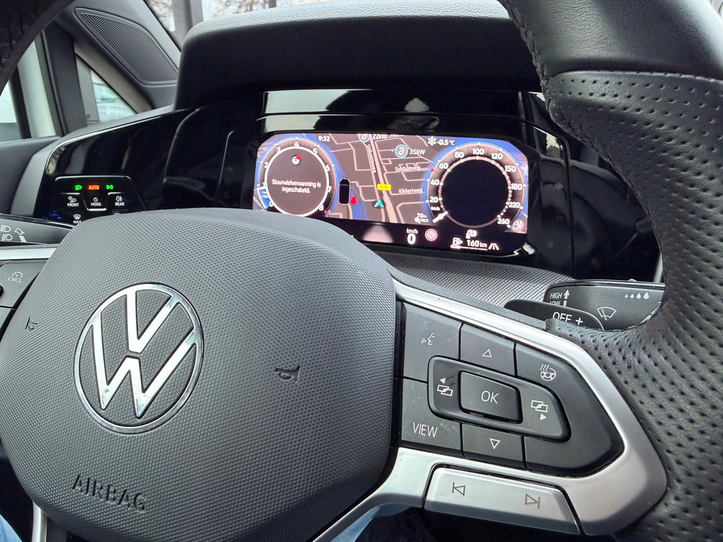 Volkswagen Golf 1.5 eTSI R-Line Edition NL-Auto|CameraIQ-Lights|Carplay|Keyless