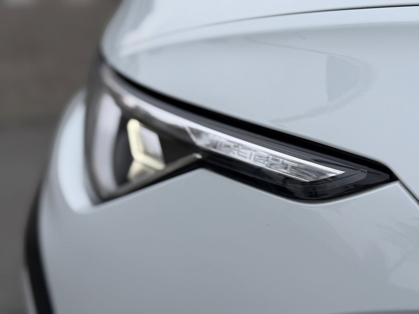 Volkswagen Golf 1.5 eTSI R-Line Edition NL-Auto|CameraIQ-Lights|Carplay|Keyless