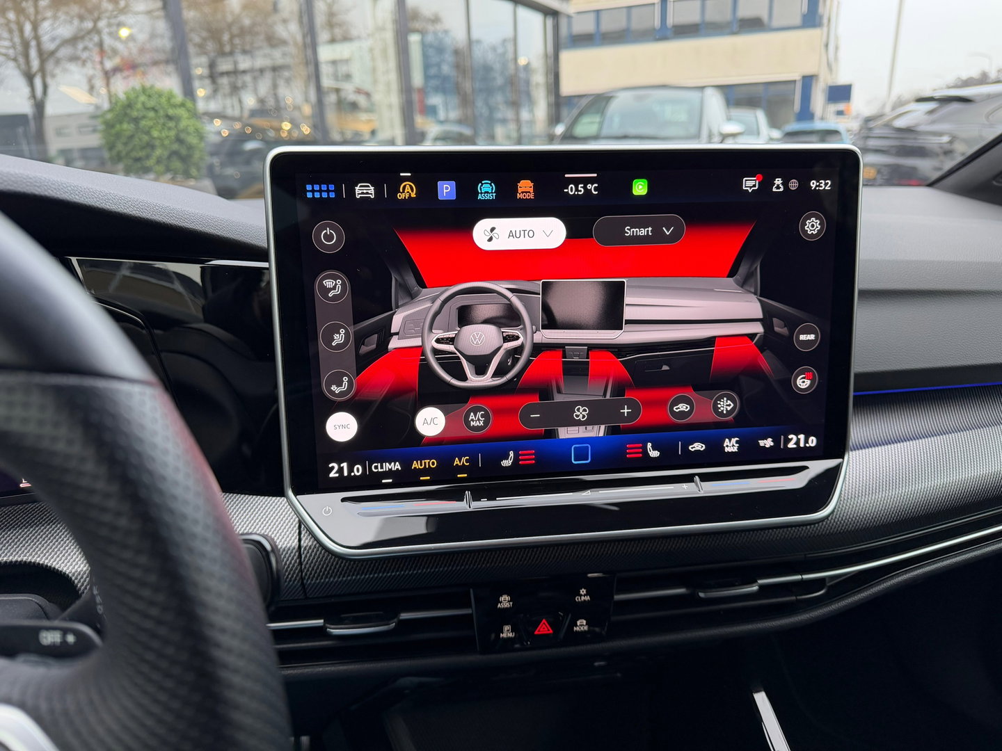 Volkswagen Golf 1.5 eTSI R-Line Edition NL-Auto|CameraIQ-Lights|Carplay|Keyless