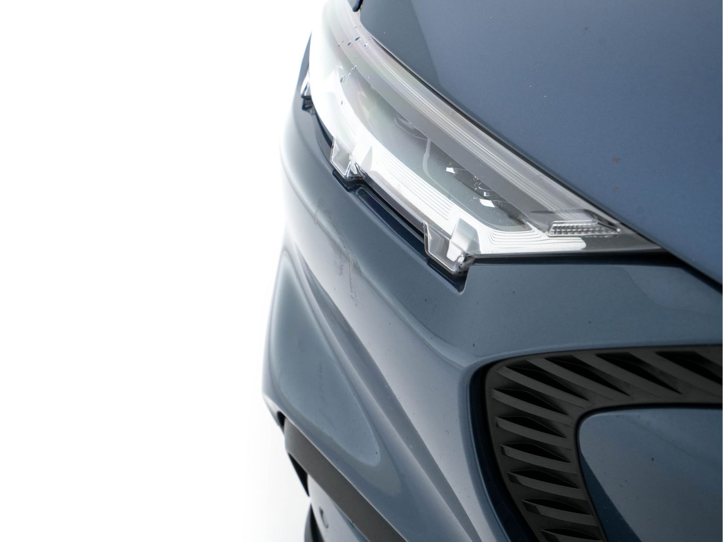 Ford Mustang Mach-E RWD 75 kWh (3-Fase-11 kW) {SOH-90%} (INCL-BTW) Aut.*LEATHER | FULL-LED | DAB | DIGI-COCKPIT | KEYLESS | NAVI-FULLMAP | CARPLAY | HEATED-COMFORTSEATS | TOPVIEW |  ADAPTIVE-CRUISE | PRIVACY-GLASS | 18'' ALU*