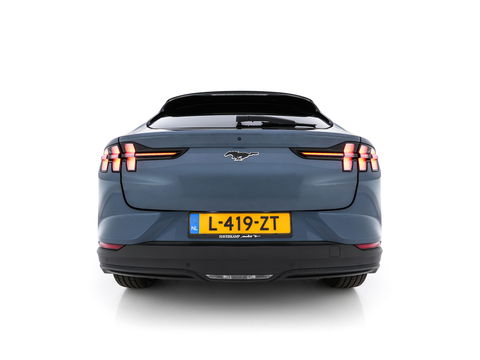 Ford Mustang Mach-E RWD 75 kWh (3-Fase-11 kW) {SOH-90%} (INCL-BTW) Aut.*LEATHER | FULL-LED | DAB | DIGI-COCKPIT | KEYLESS | NAVI-FULLMAP | CARPLAY | HEATED-COMFORTSEATS | TOPVIEW |  ADAPTIVE-CRUISE | PRIVACY-GLASS | 18'' ALU*