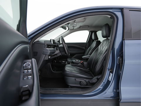 Ford Mustang Mach-E RWD 75 kWh (3-Fase-11 kW) {SOH-90%} (INCL-BTW) Aut.*LEATHER | FULL-LED | DAB | DIGI-COCKPIT | KEYLESS | NAVI-FULLMAP | CARPLAY | HEATED-COMFORTSEATS | TOPVIEW |  ADAPTIVE-CRUISE | PRIVACY-GLASS | 18'' ALU*