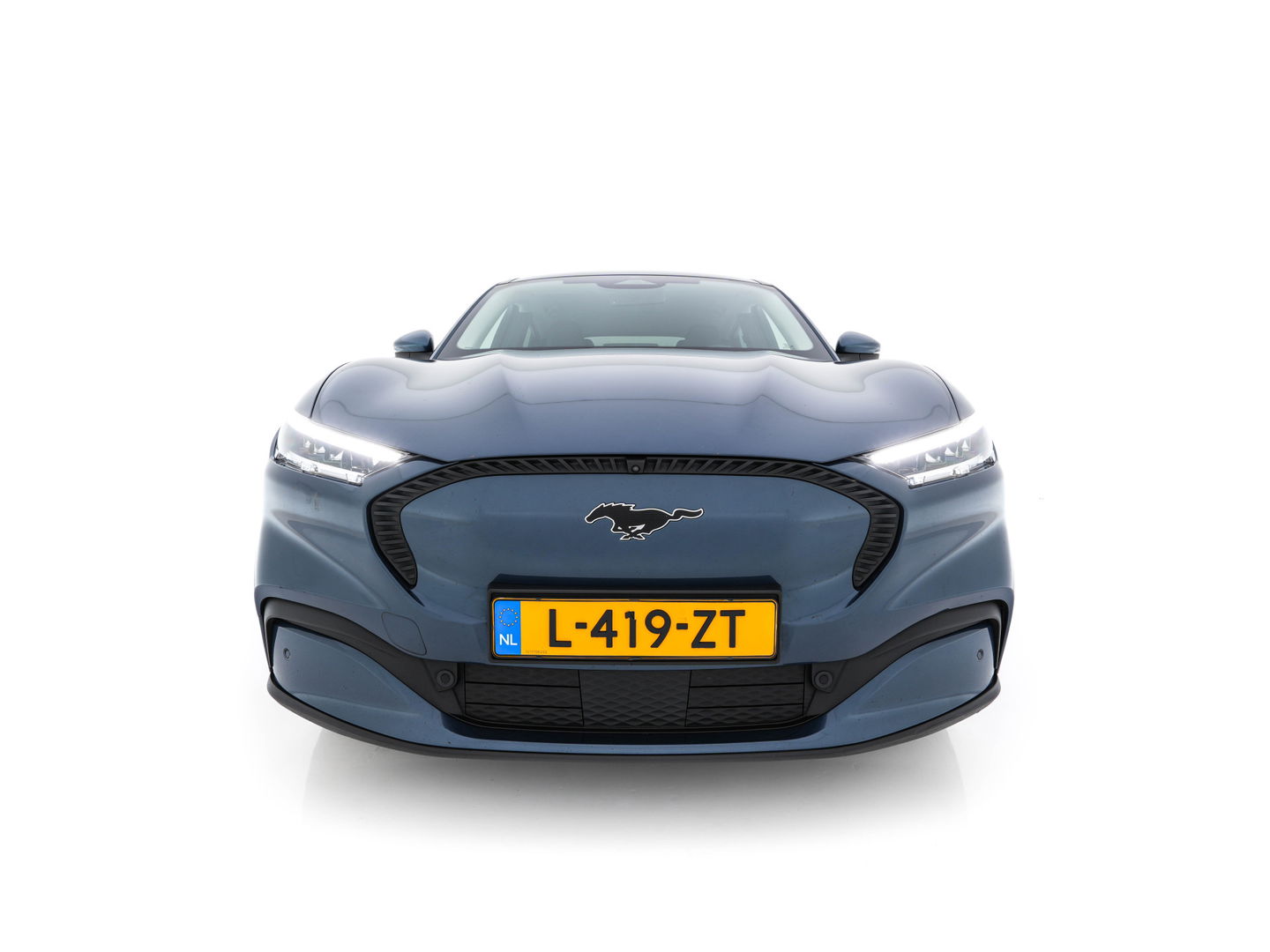 Ford Mustang Mach-E RWD 75 kWh (3-Fase-11 kW) {SOH-90%} (INCL-BTW) Aut.*LEATHER | FULL-LED | DAB | DIGI-COCKPIT | KEYLESS | NAVI-FULLMAP | CARPLAY | HEATED-COMFORTSEATS | TOPVIEW |  ADAPTIVE-CRUISE | PRIVACY-GLASS | 18'' ALU*