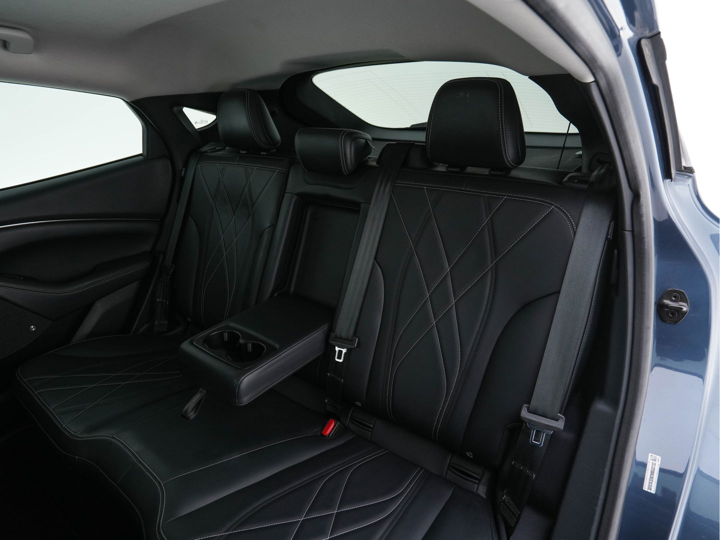 Ford Mustang Mach-E RWD 75 kWh (3-Fase-11 kW) {SOH-90%} (INCL-BTW) Aut.*LEATHER | FULL-LED | DAB | DIGI-COCKPIT | KEYLESS | NAVI-FULLMAP | CARPLAY | HEATED-COMFORTSEATS | TOPVIEW |  ADAPTIVE-CRUISE | PRIVACY-GLASS | 18'' ALU*