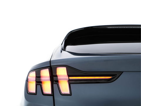 Ford Mustang Mach-E RWD 75 kWh (3-Fase-11 kW) {SOH-90%} (INCL-BTW) Aut.*LEATHER | FULL-LED | DAB | DIGI-COCKPIT | KEYLESS | NAVI-FULLMAP | CARPLAY | HEATED-COMFORTSEATS | TOPVIEW |  ADAPTIVE-CRUISE | PRIVACY-GLASS | 18'' ALU*