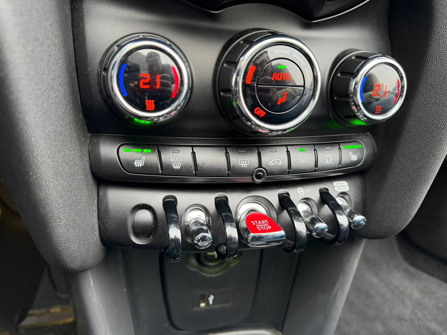 MINI Cabrio 1.5 Cooper Salt 136PK|Navi|Carplay|CruiseC| Ambienteverlichting