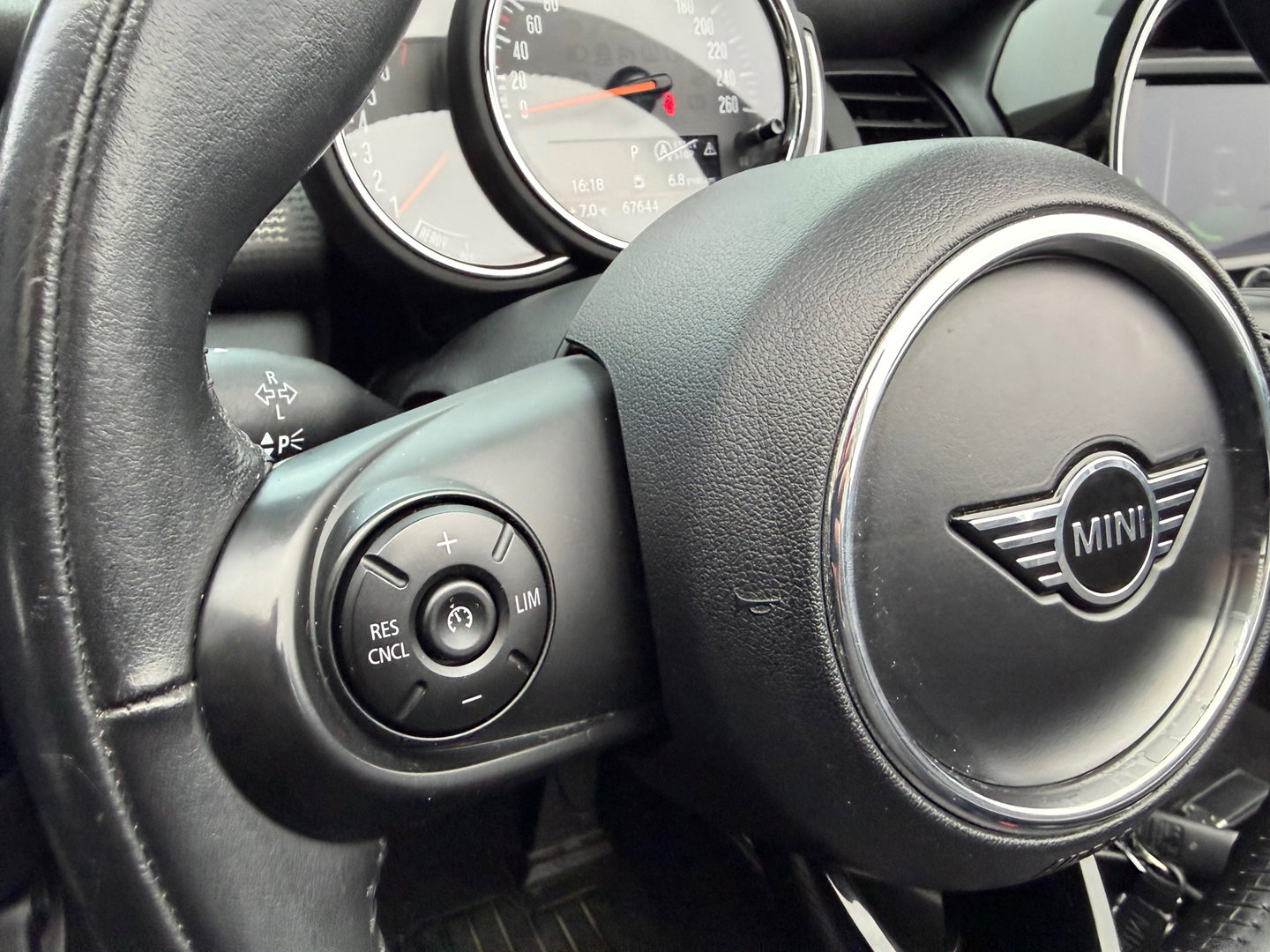 MINI Cabrio 1.5 Cooper Salt 136PK|Navi|Carplay|CruiseC| Ambienteverlichting