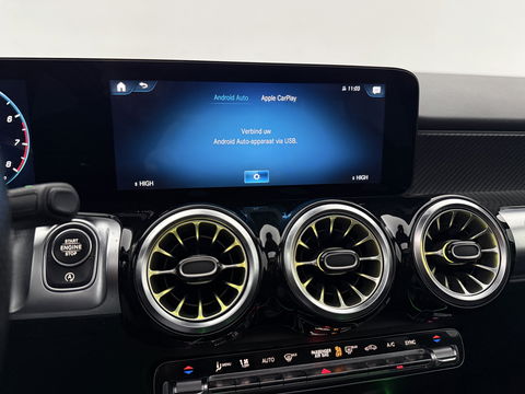 Mercedes-Benz GLB 200 Business AMG | Pano | Sfeer | Camera | Carplay | Virtual | Trekhaak | Cruise | NAP