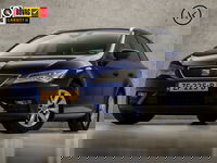 SEAT Leon - ST 1.0 EcoTSI Intense Sport Automaat (APPLE CARPLAY, NAVIGATIE, CLIMATE, GETINT GLAS, LED KOPLAMPEN, SPORTSTOELEN, TREKHAAK, CAMERA, PARKEERSENSOREN, NIEUWSTAAT)