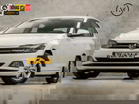 Volkswagen Polo - 1.0 TSI Sportline (APPLE CARPLAY, GROOT NAVI, ADAPTIVE CRUISE, SPORTSTOELEN, LM VELGEN, ARMSTEUN, NIEUWE APK, NIEUWSTAAT)