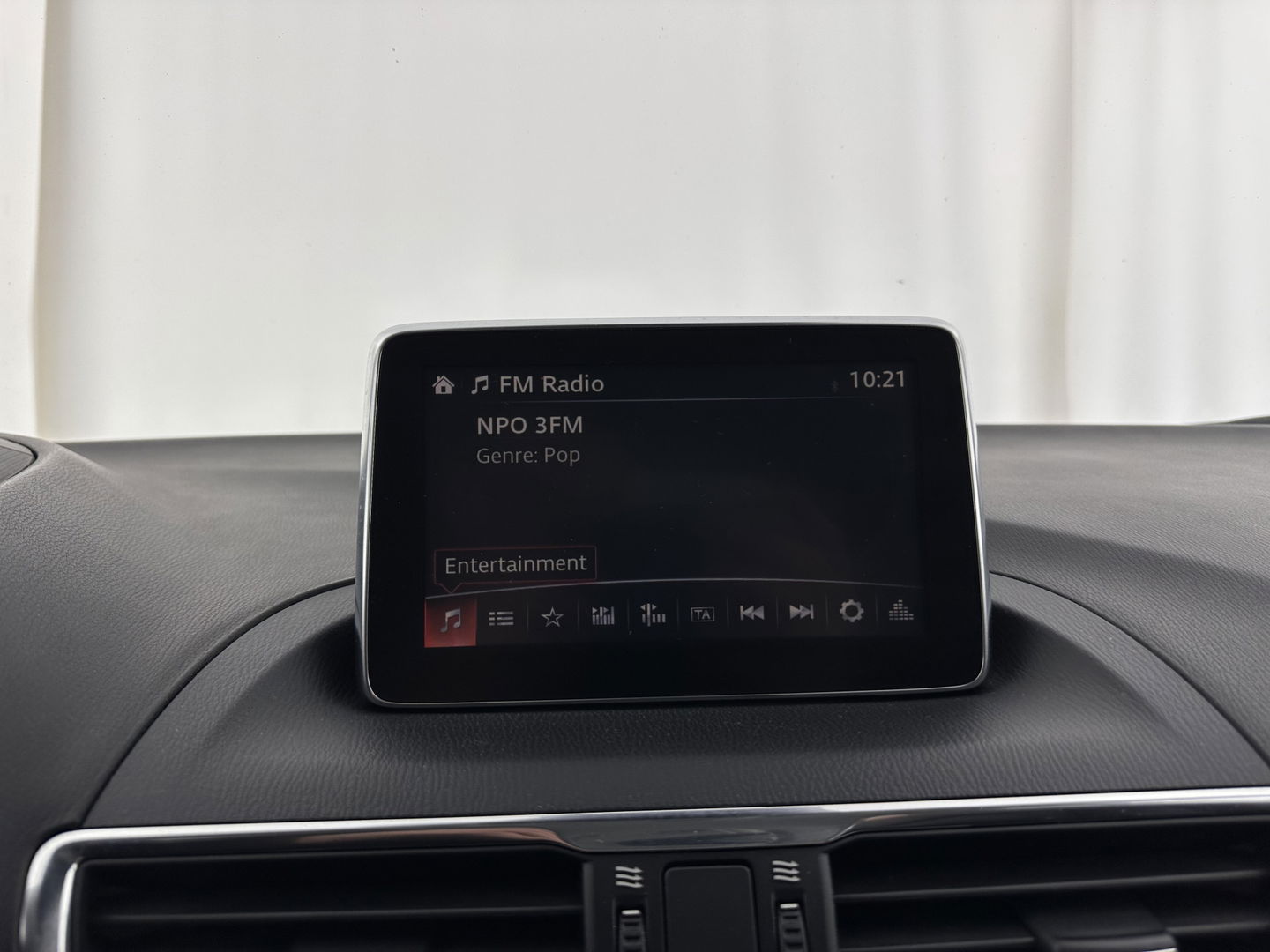 Mazda 3 2.2D Skylease GT *LEATHER | CRUISE | HEATED-COMFORTSEATS | HEAD UP | PRIVACYGLASS | XENON | TOWBAR | LANE-ASSIST |  18"ALU*