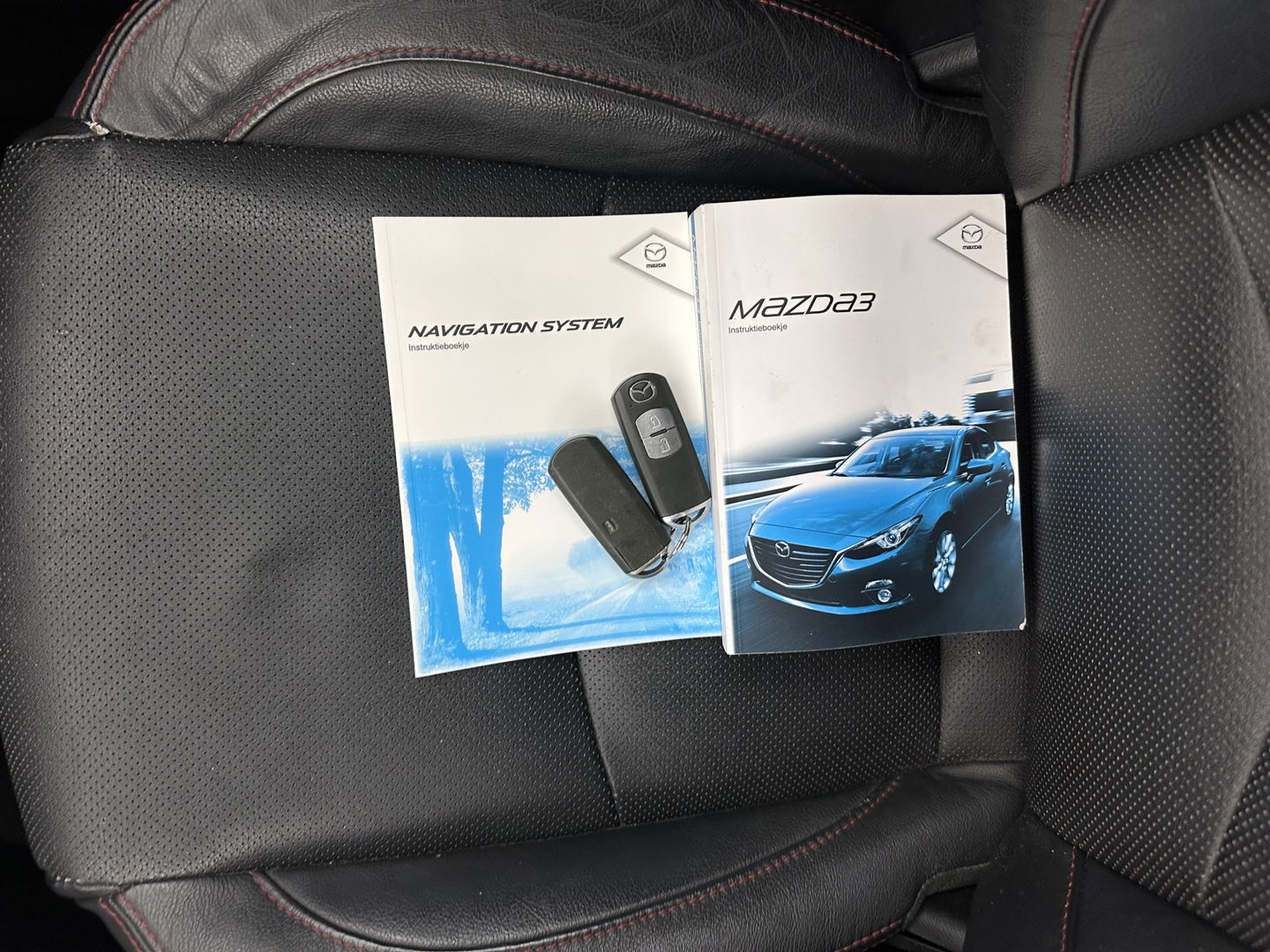 Mazda 3 2.2D Skylease GT *LEATHER | CRUISE | HEATED-COMFORTSEATS | HEAD UP | PRIVACYGLASS | XENON | TOWBAR | LANE-ASSIST |  18"ALU*