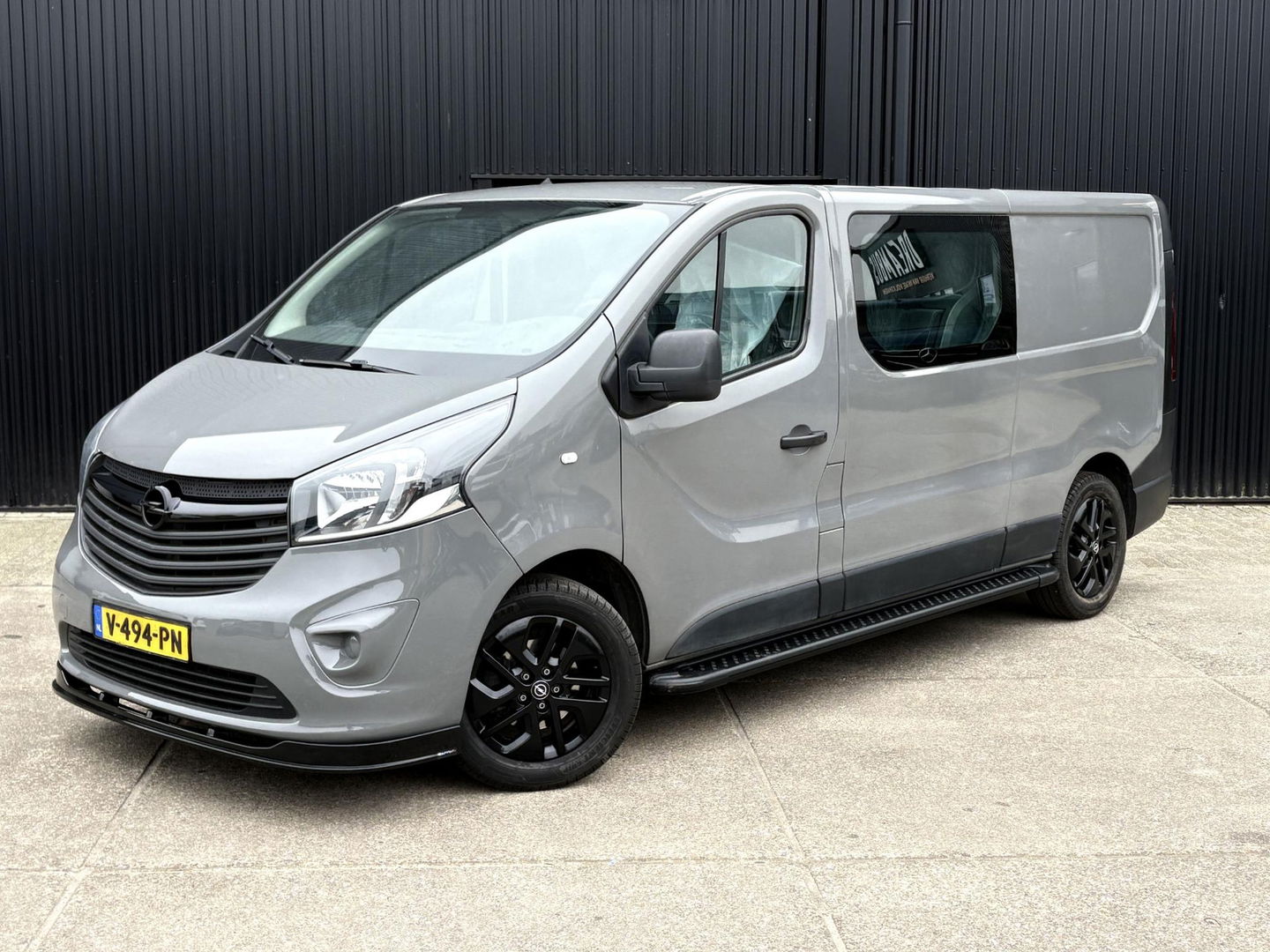 Opel Vivaro 1.6 CDTI 120pk L2H1 DC Edition | Marge | Navigatie | Trekhaak | STEPS | LMV | SPOILER