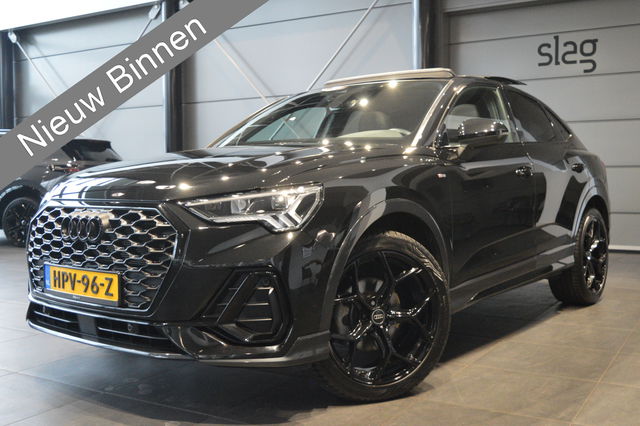 Audi Q3 - Sportback 35 TFSI 2x S-LINE Black Style pano trekhaak 20 inch !!