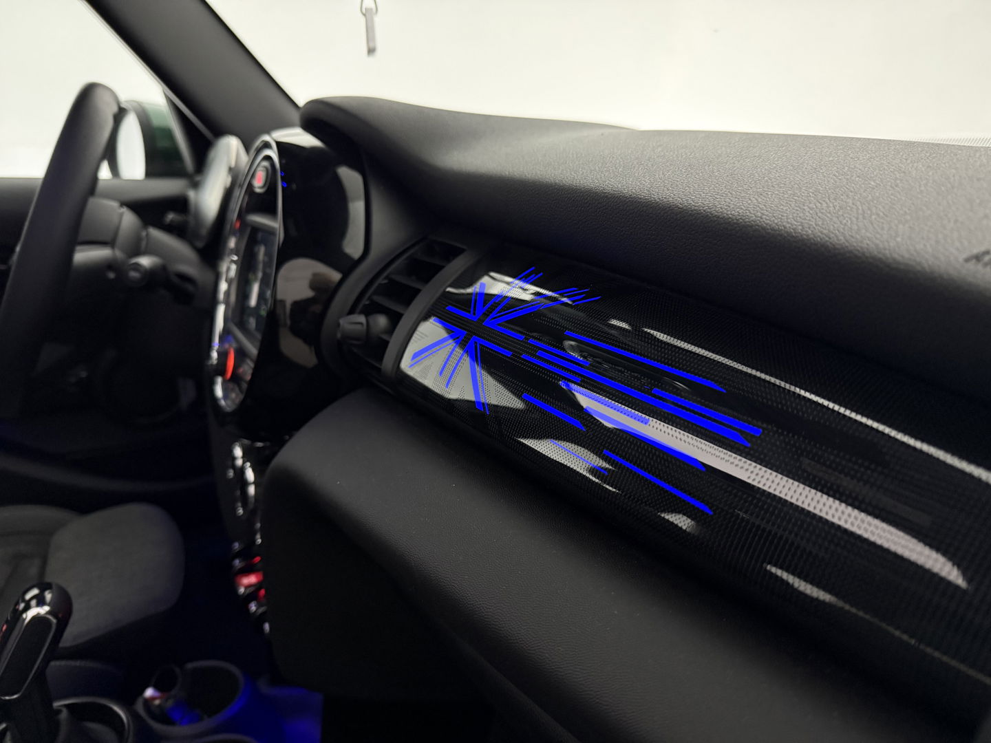 MINI Cooper 1.5 Cooper JCW | Pano | Virtual | Sfeer | Carplay | Cruise | Stoelverw. | Navi | Parkeersens.