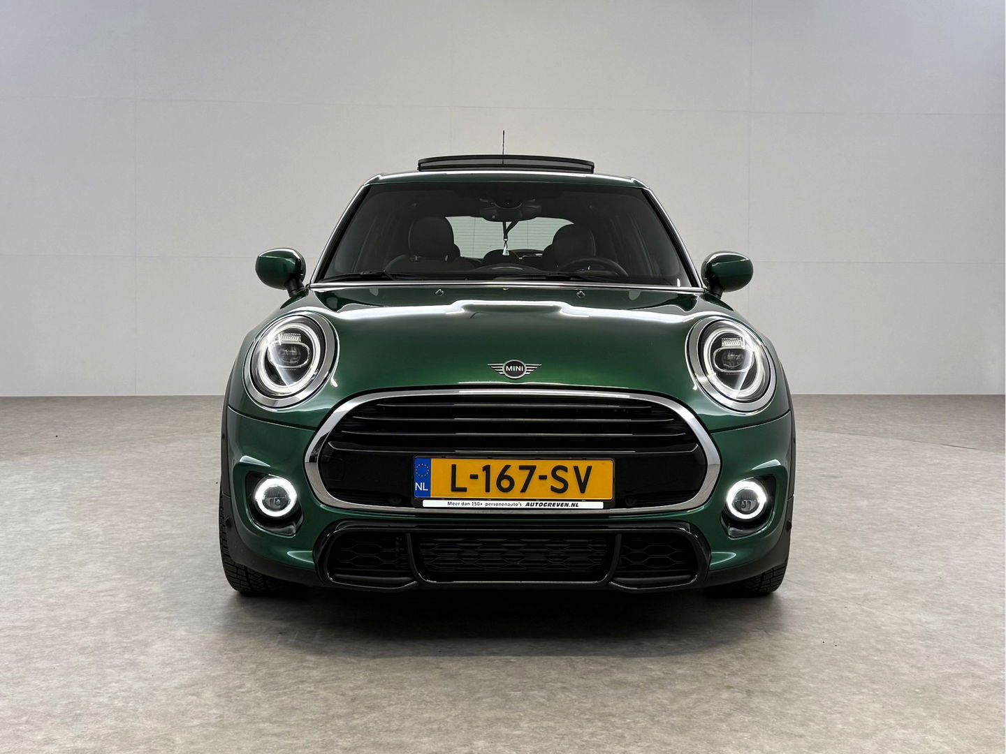 MINI Cooper 1.5 Cooper JCW | Pano | Virtual | Sfeer | Carplay | Cruise | Stoelverw. | Navi | Parkeersens.