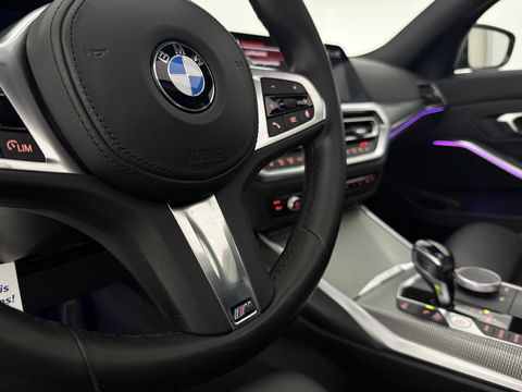 BMW 3 Serie 318i High Executive M-Sport | Pano | Virtual | Sfeer | Camera | HuD | Carplay | Stoelverw.