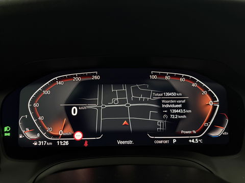 BMW 3 Serie 318i High Executive M-Sport | Pano | Virtual | Sfeer | Camera | HuD | Carplay | Stoelverw.
