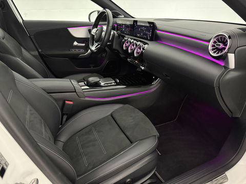 Mercedes-Benz A-Klasse 250 e AMG | Pano | 360° | Virtual | HuD | Memory | Sfeer | Burmester | Carplay | Stoelverw. | Keyless | Adap. Cruise