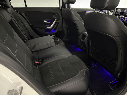 Mercedes-Benz A-Klasse 250 e AMG | Pano | 360° | Virtual | HuD | Memory | Sfeer | Burmester | Carplay | Stoelverw. | Keyless | Adap. Cruise