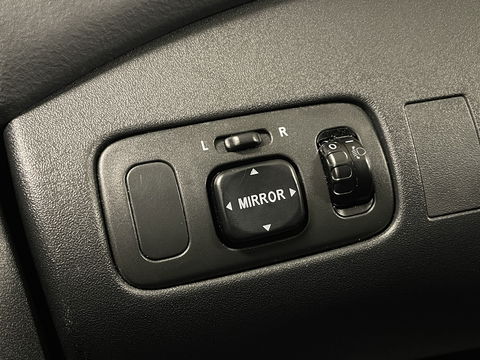 Toyota Yaris 1.3 VVT-i S-Line | Origineel Nederlands | Unieke Kilometerstand! | Lichtmetaal 14'' | Centrale Vergrendeling | stuurwiel Multifunctioneel |