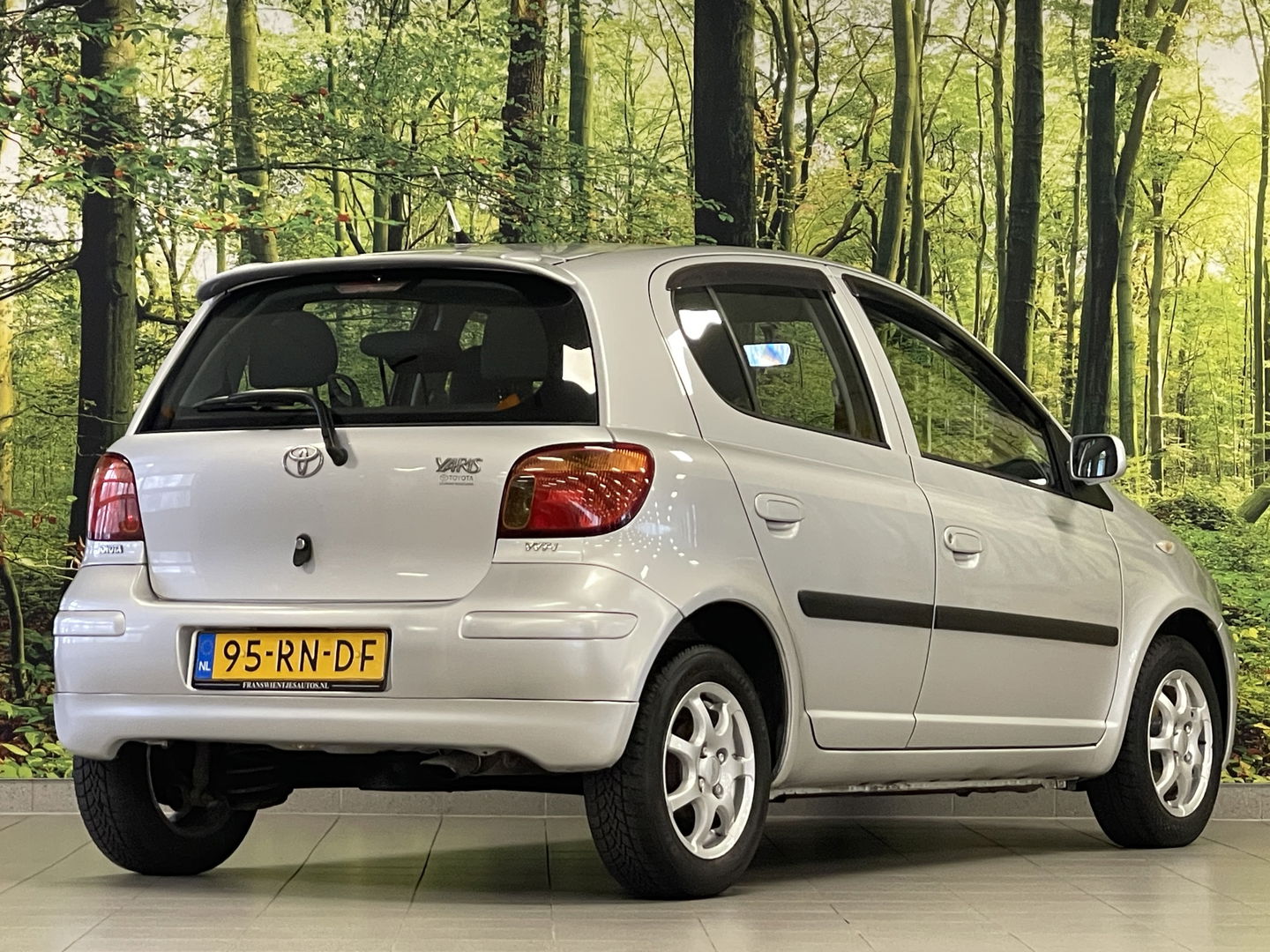 Toyota Yaris 1.3 VVT-i S-Line | Origineel Nederlands | Unieke Kilometerstand! | Lichtmetaal 14'' | Centrale Vergrendeling | stuurwiel Multifunctioneel |