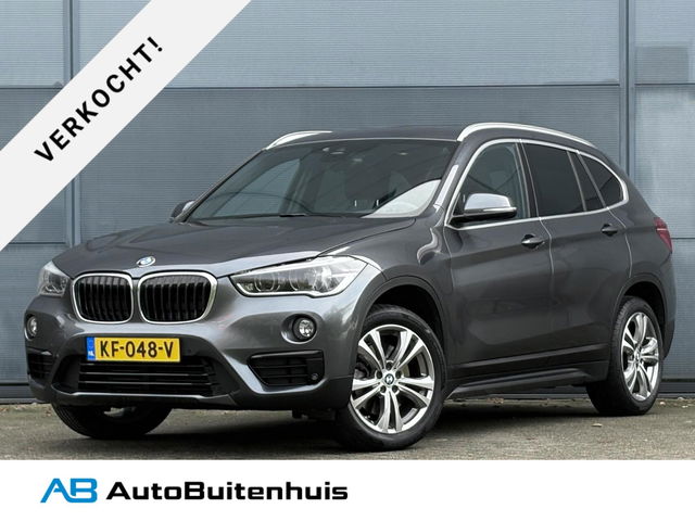 BMW X1 - sDrive20i Centennial High Executive |AFN. TREKHAAK|KEYLESS|PANO|STOELVERWARMING
