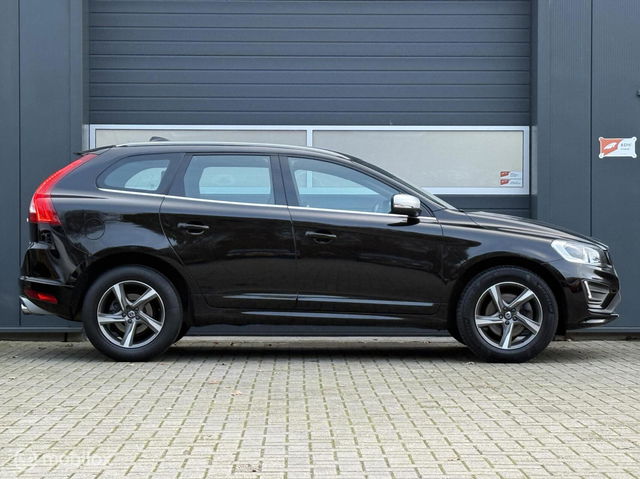 Volvo XC60 - 2.0 T5 R-Design Geartronic-8 -trekhaak-leder-navi-dealerauto
