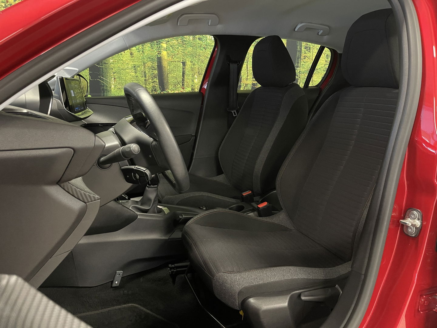 Peugeot 208 1.2 PureTech Active Pack | Origineel Nederlands | Apple Carplay | Android Auto | Lane Assist | Cruise Control | DAB | Navigatie |