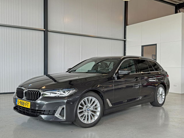 BMW 5 Serie - Touring 520i Business Edition Plus|Luxury Line|Laser Light|