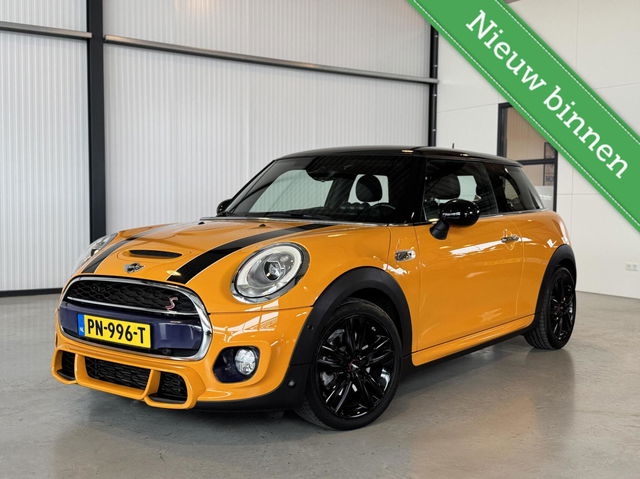 MINI Cooper S - Mini 2.0 192pk John Cooper Works