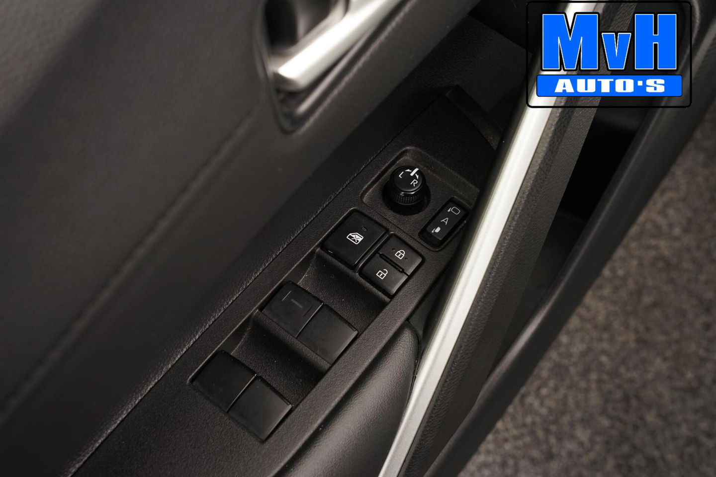 Toyota Corolla Cross Hybrid 140 Style|LUXE!|STOEL/STUUR.VERW