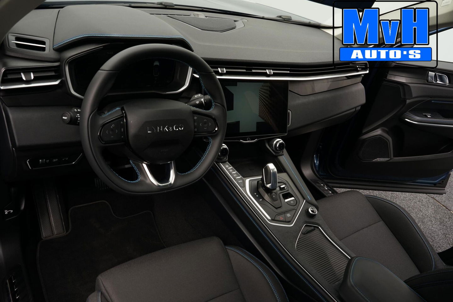 Lynk & Co 01 1.5 Plug-in Hybride|FULL BLACK|360°CAM|PANO|NAP