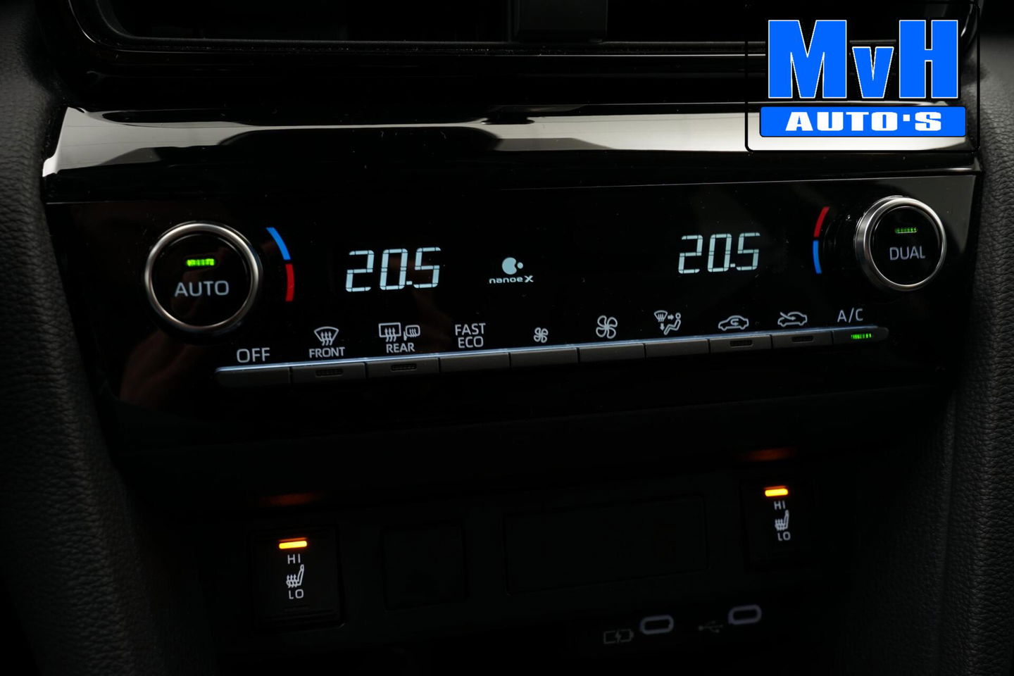 Toyota Yaris Cross 1.5 Hybrid 130 Executive|STUUR/STOELVERWARMING