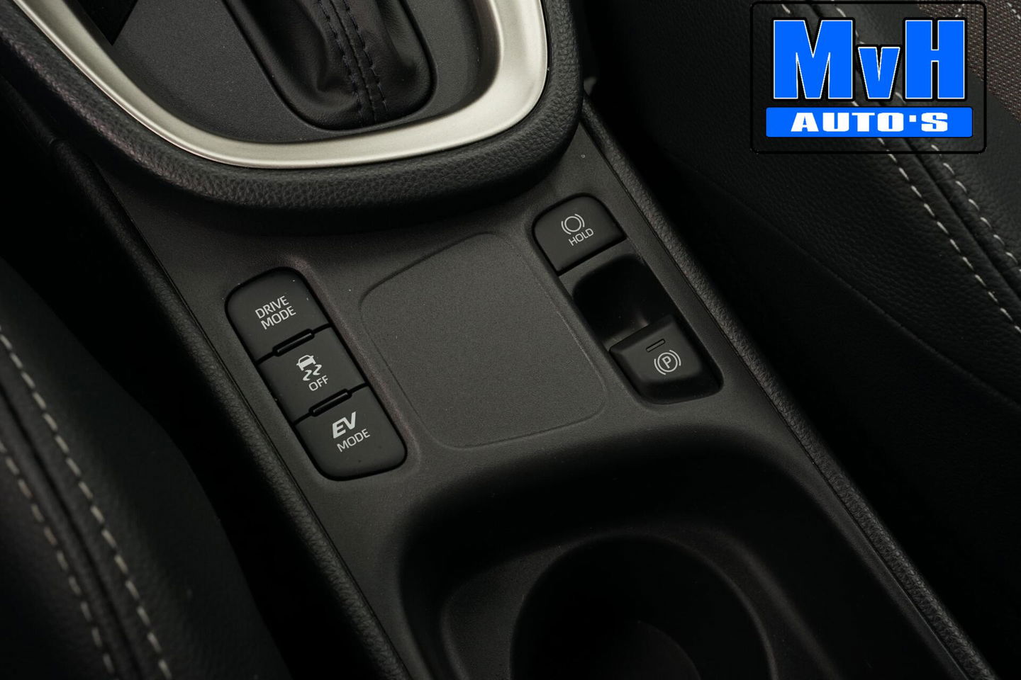 Toyota Yaris Cross 1.5 Hybrid 130 Executive|STUUR/STOELVERWARMING