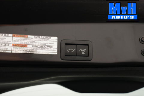 Toyota Yaris Cross 1.5 Hybrid 130 Executive|STUUR/STOELVERWARMING