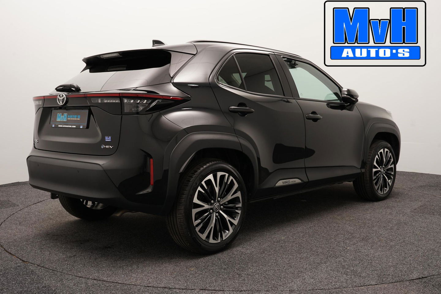 Toyota Yaris Cross 1.5 Hybrid 130 Executive|STUUR/STOELVERWARMING