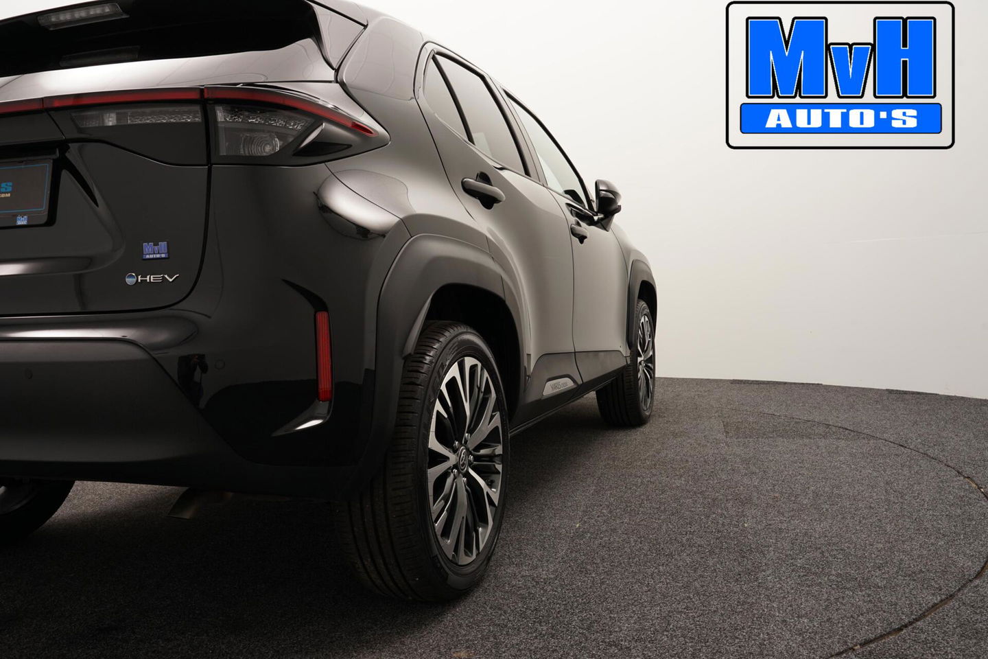 Toyota Yaris Cross 1.5 Hybrid 130 Executive|STUUR/STOELVERWARMING