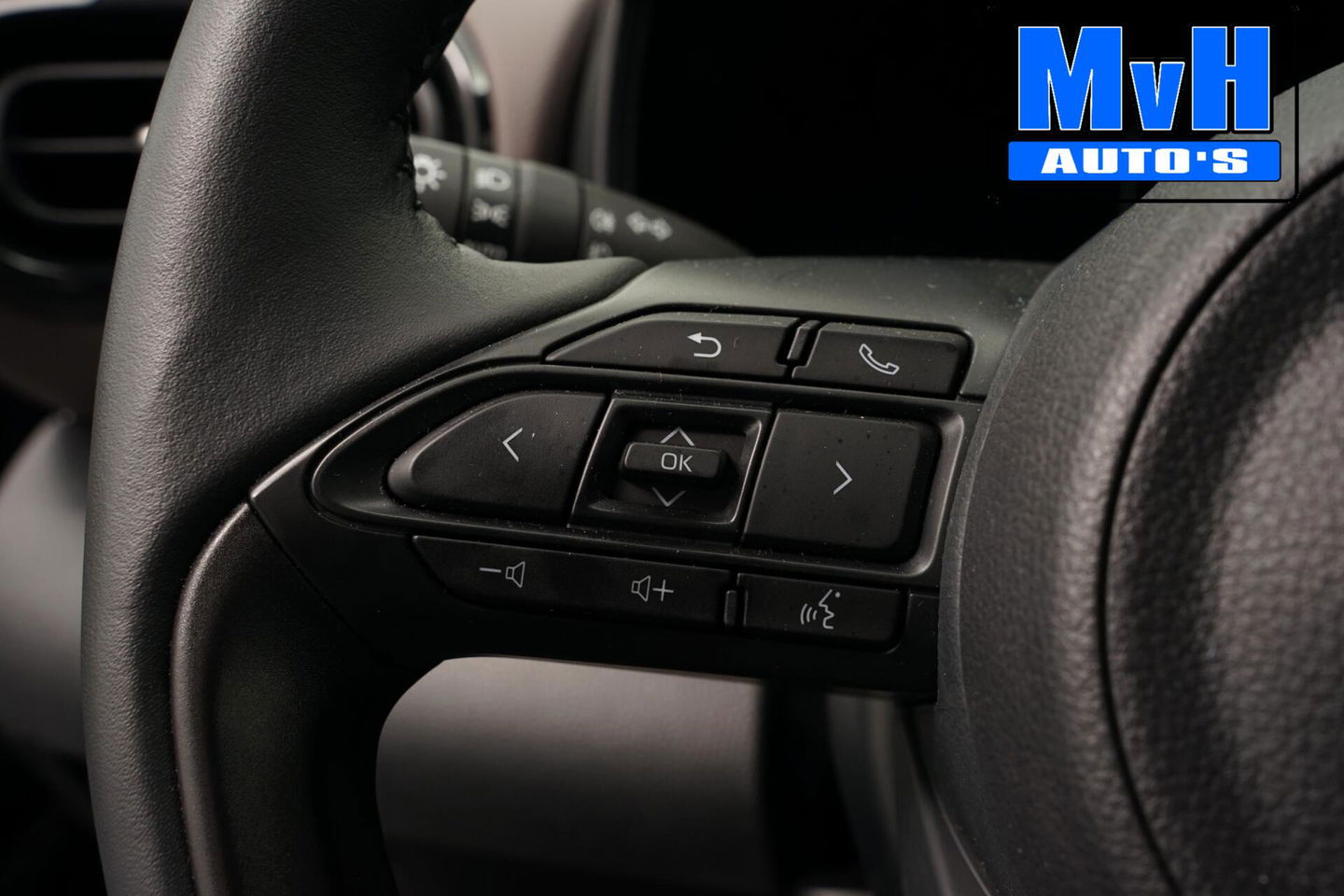 Toyota Yaris Cross 1.5 Hybrid 130 Executive|STUUR/STOELVERWARMING