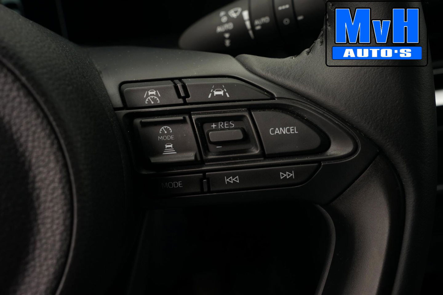 Toyota Yaris Cross 1.5 Hybrid 130 Executive|STUUR/STOELVERWARMING