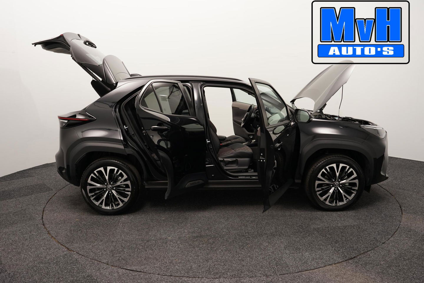 Toyota Yaris Cross 1.5 Hybrid 130 Executive|STUUR/STOELVERWARMING