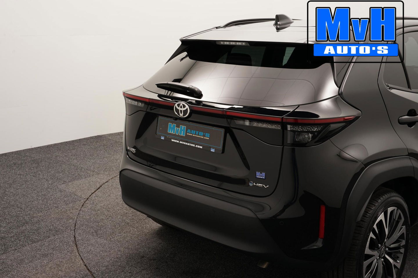 Toyota Yaris Cross 1.5 Hybrid 130 Executive|STUUR/STOELVERWARMING