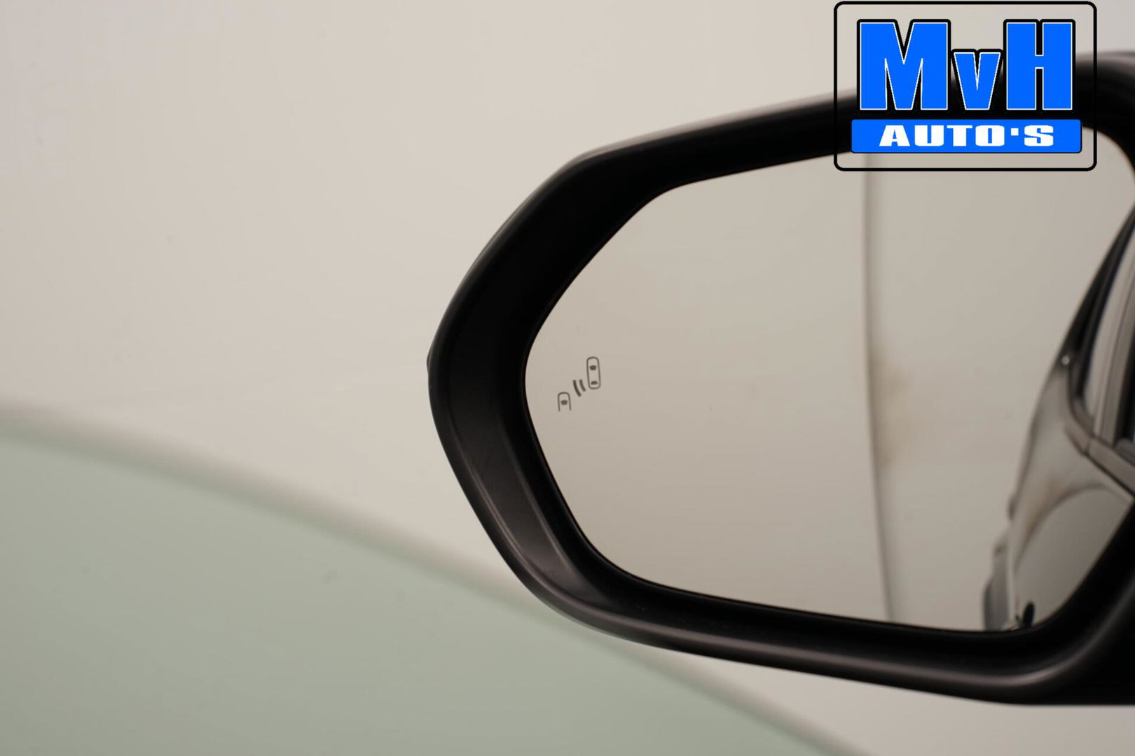 Toyota Yaris Cross 1.5 Hybrid 130 Executive|STUUR/STOELVERWARMING