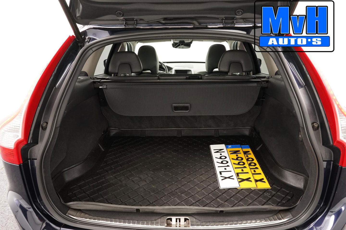 Volvo XC60 2.0 T6 Summum 306PK|PANO|H/K AUDIO|ADAP.CRUISE|TREKH