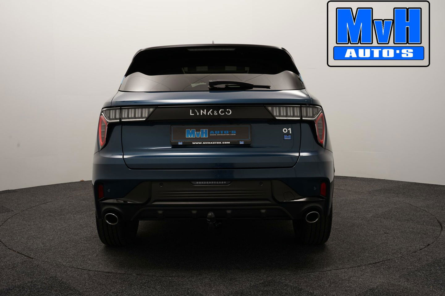Lynk & Co 01 1.5 Plug-in Hybride|ZWARTE.HEMEL|TREKHAAK|NAP