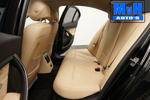 BMW 3 Serie 320i Centennial High Executive|LEER|LED|ORG.NL