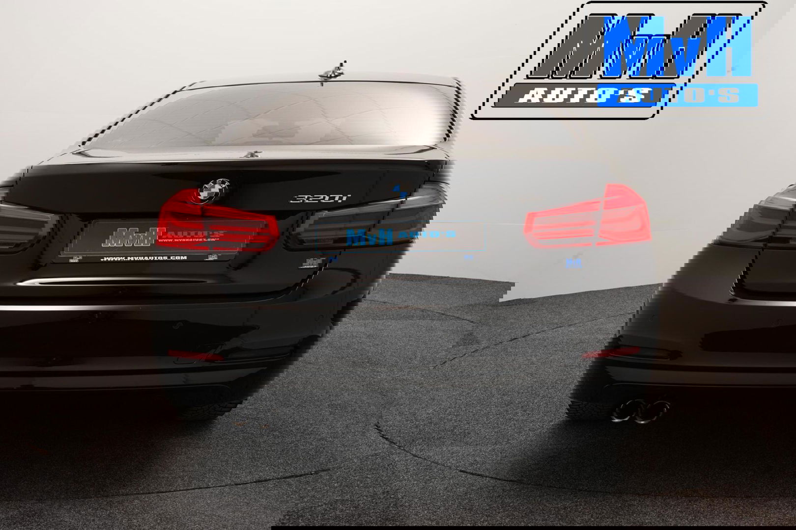 BMW 3 Serie 320i Centennial High Executive|LEER|LED|ORG.NL