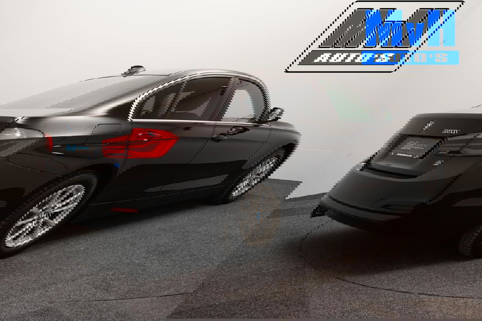 BMW 3 Serie 320i Centennial High Executive|LEER|LED|ORG.NL